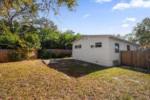 A home in CASSELBERRY