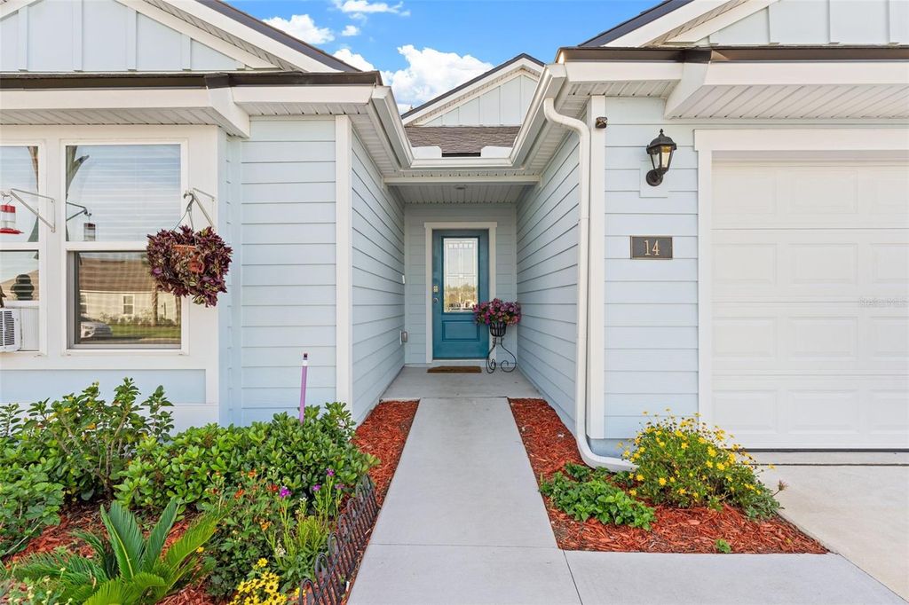Photo of 14 Lumber Jack Trail, Palm Coast, FL 32137 (MLS # FC312710)