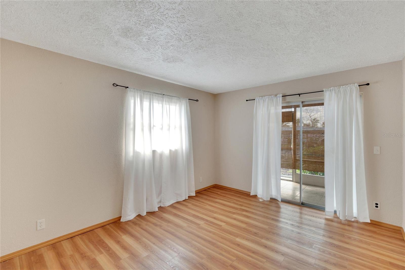 BEDFORD E CONDO - Residential Lease