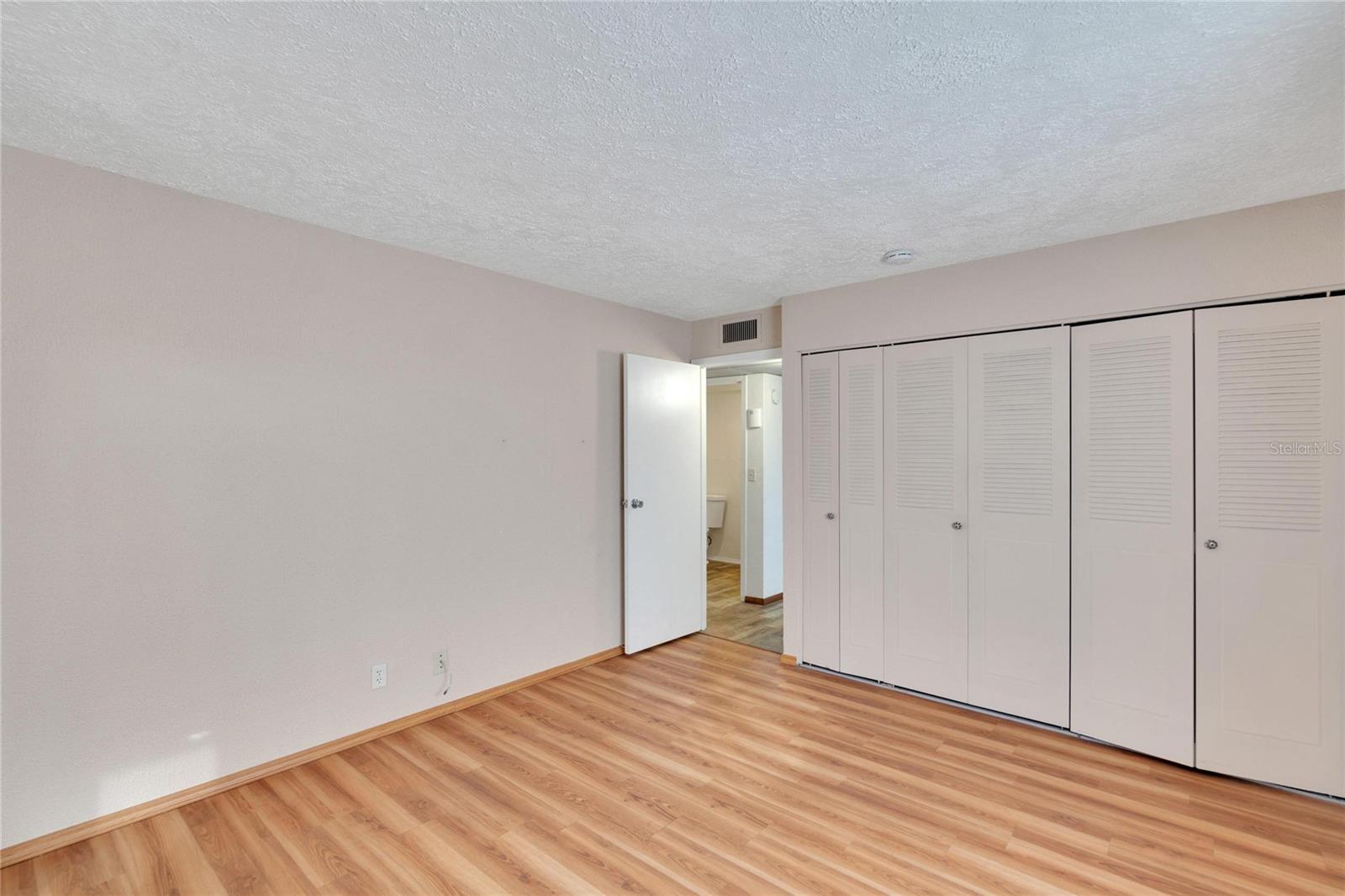 BEDFORD E CONDO - Residential Lease