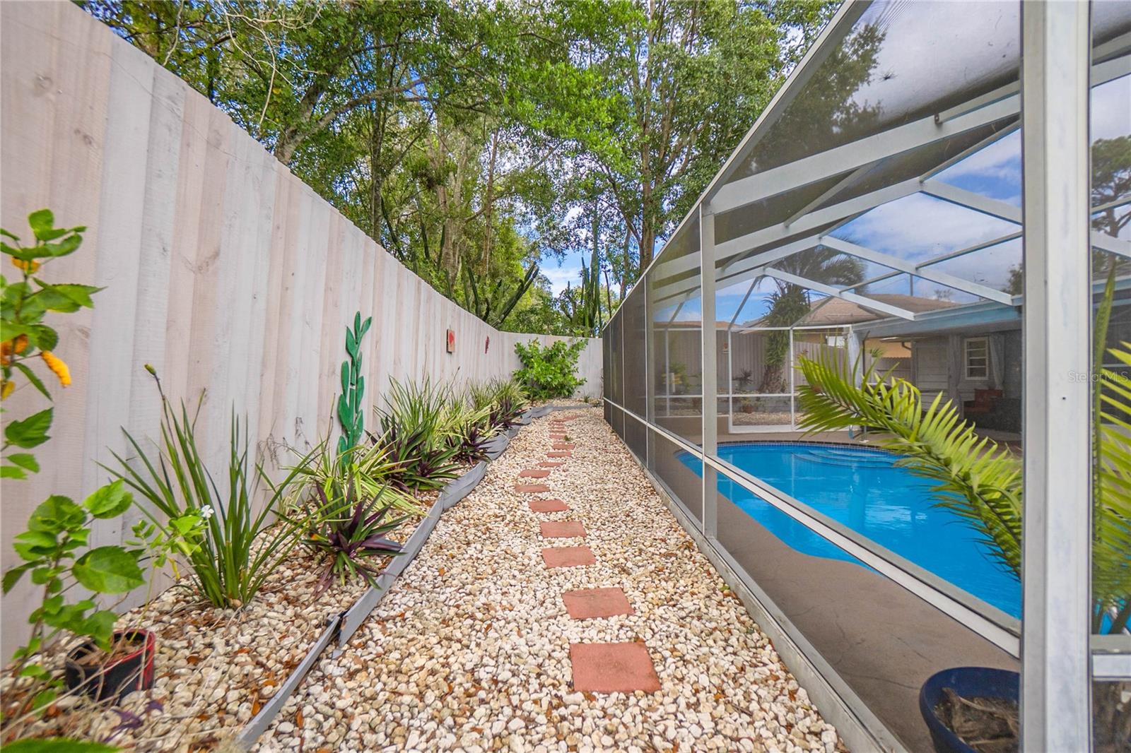 INVERNESS HIGHLANDS SOUTH - Residential