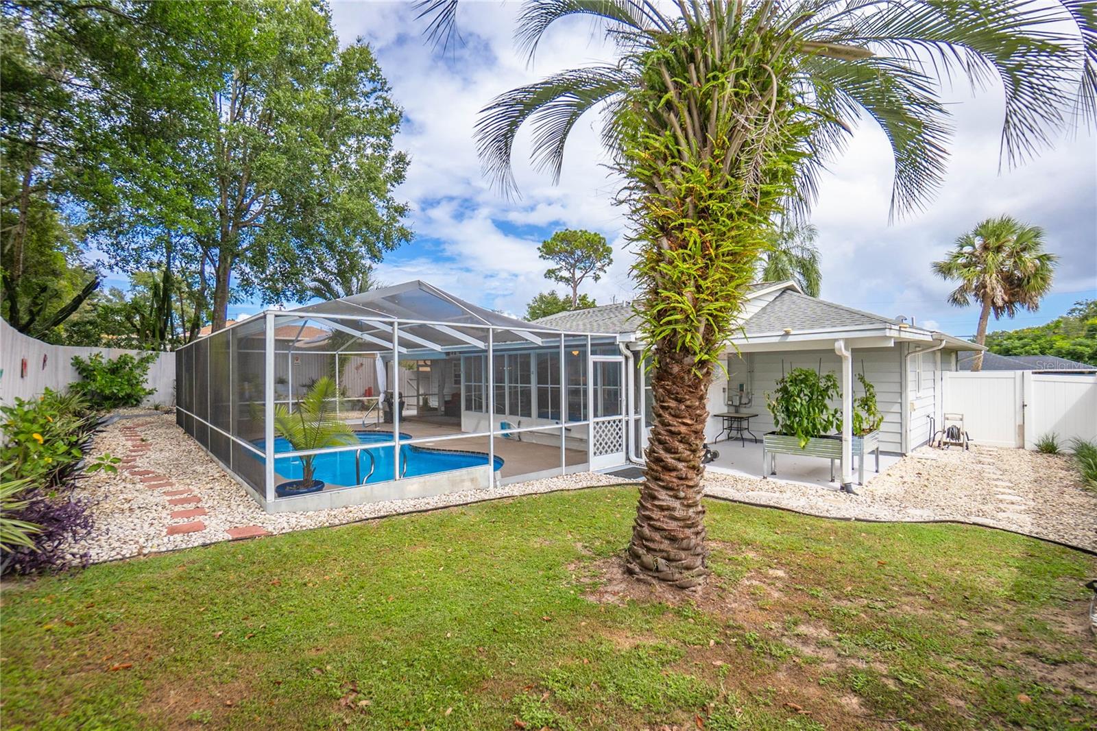 INVERNESS HIGHLANDS SOUTH - Residential
