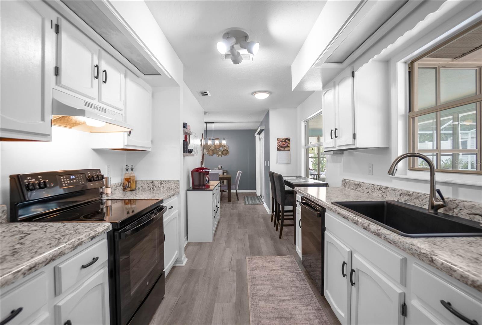 INVERNESS HIGHLANDS SOUTH - Residential
