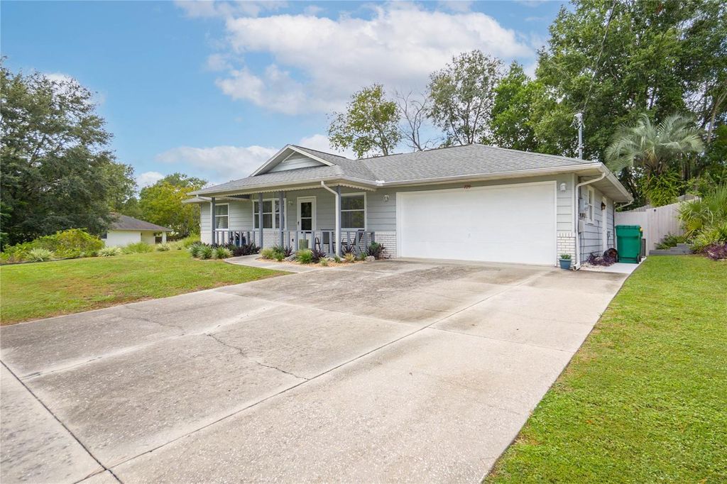 Photo of 729 Desota Avenue, Inverness, FL 34452 (MLS # W7879746)
