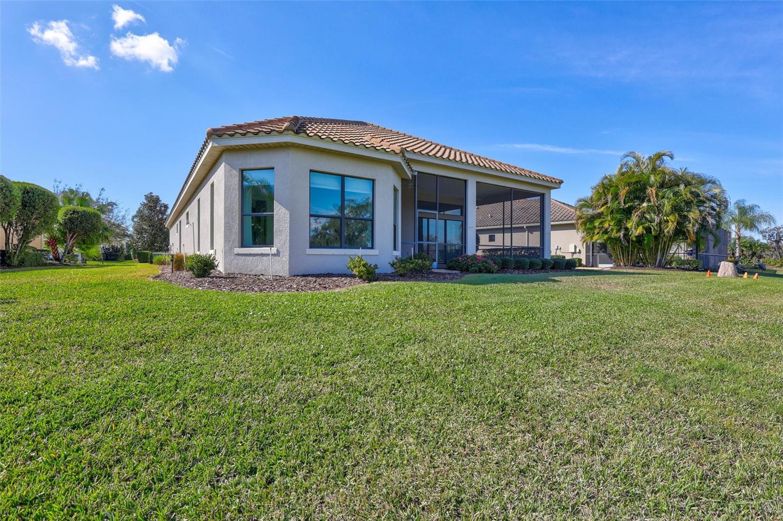 RIVER WIND - Residential