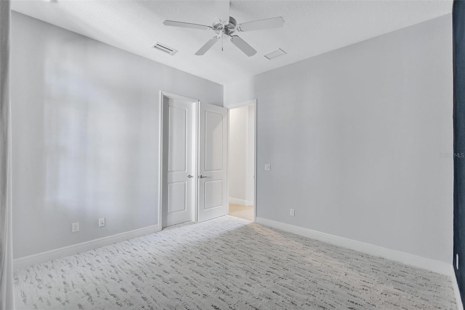 RIVER WIND - Residential