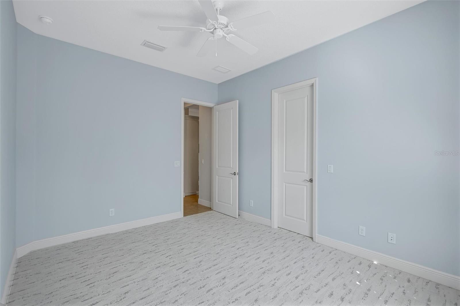 RIVER WIND - Residential