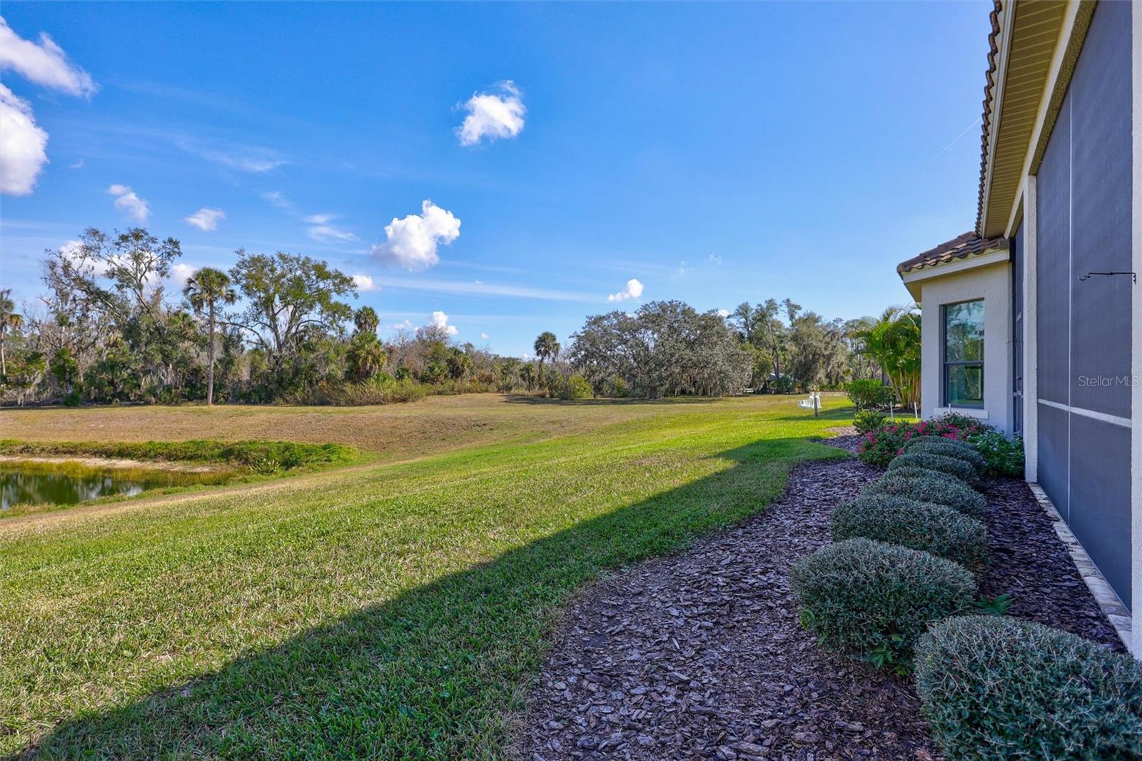 RIVER WIND - Residential