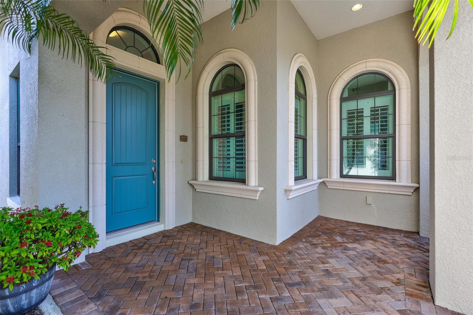 RIVER WIND - Residential