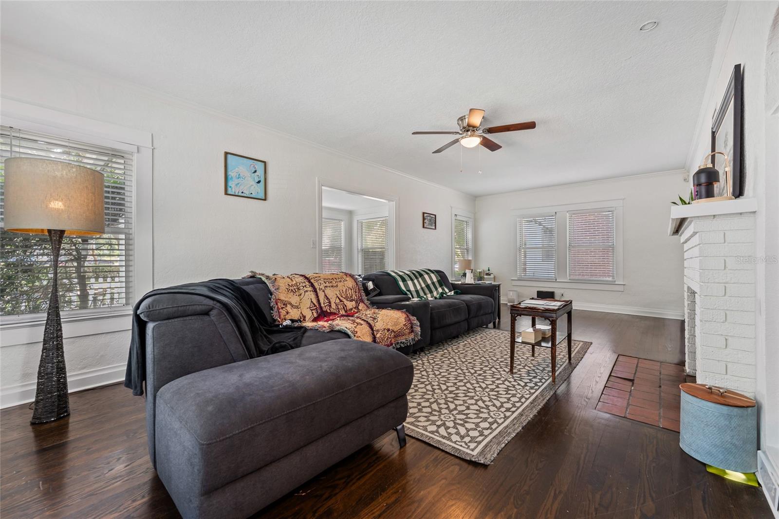 728 N SUMMERLIN AVENUE