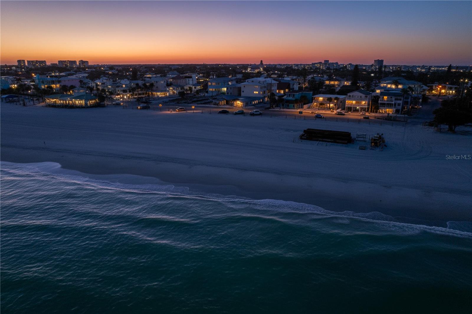 SUNSET BEACH UNIT 5 - Residential