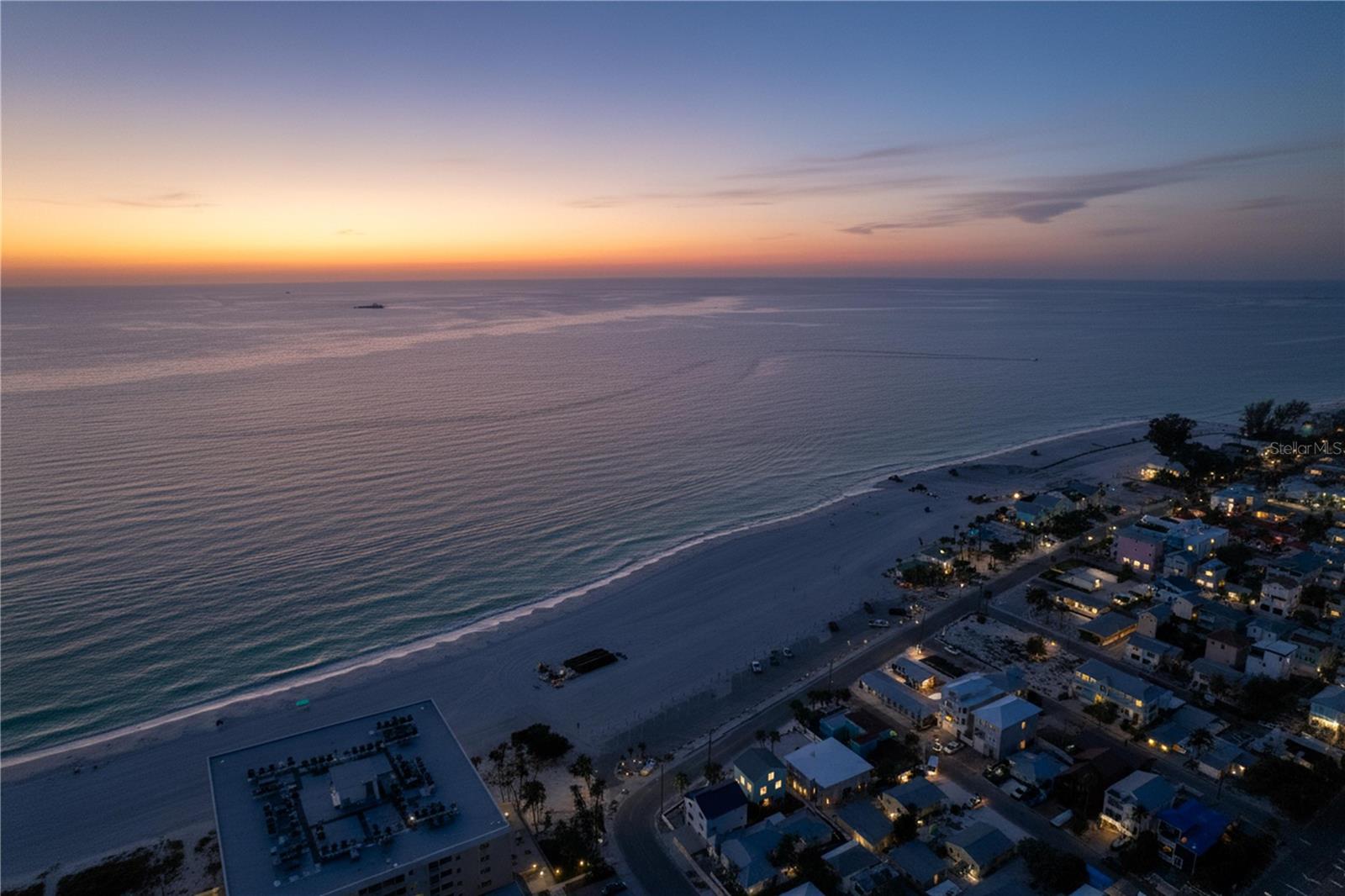 SUNSET BEACH UNIT 5 - Residential