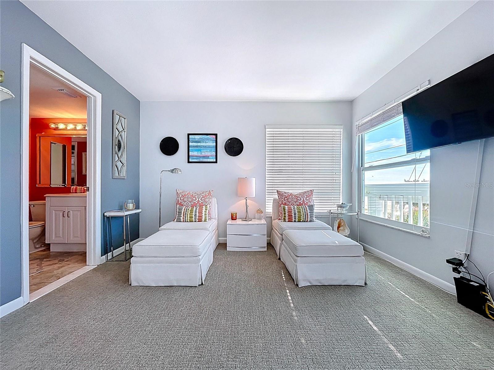 SUNSET BEACH UNIT 5 - Residential