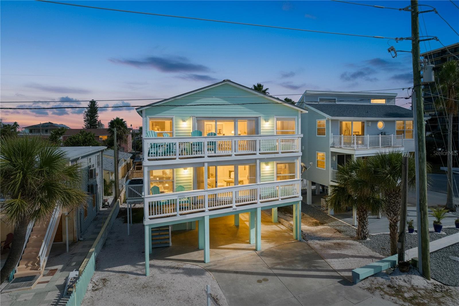 SUNSET BEACH UNIT 5 - Residential