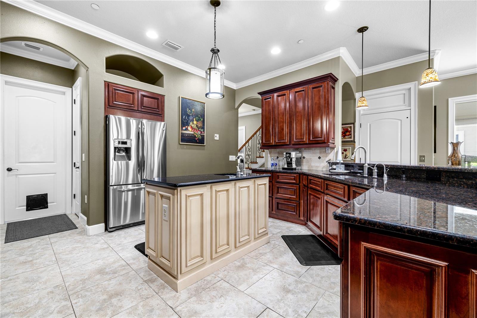HILLSIDE LANDINGS - Residential Lease