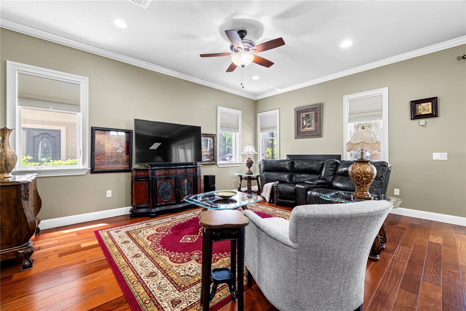 HILLSIDE LANDINGS - Residential Lease