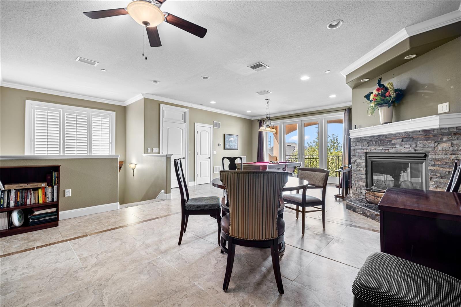HILLSIDE LANDINGS - Residential Lease