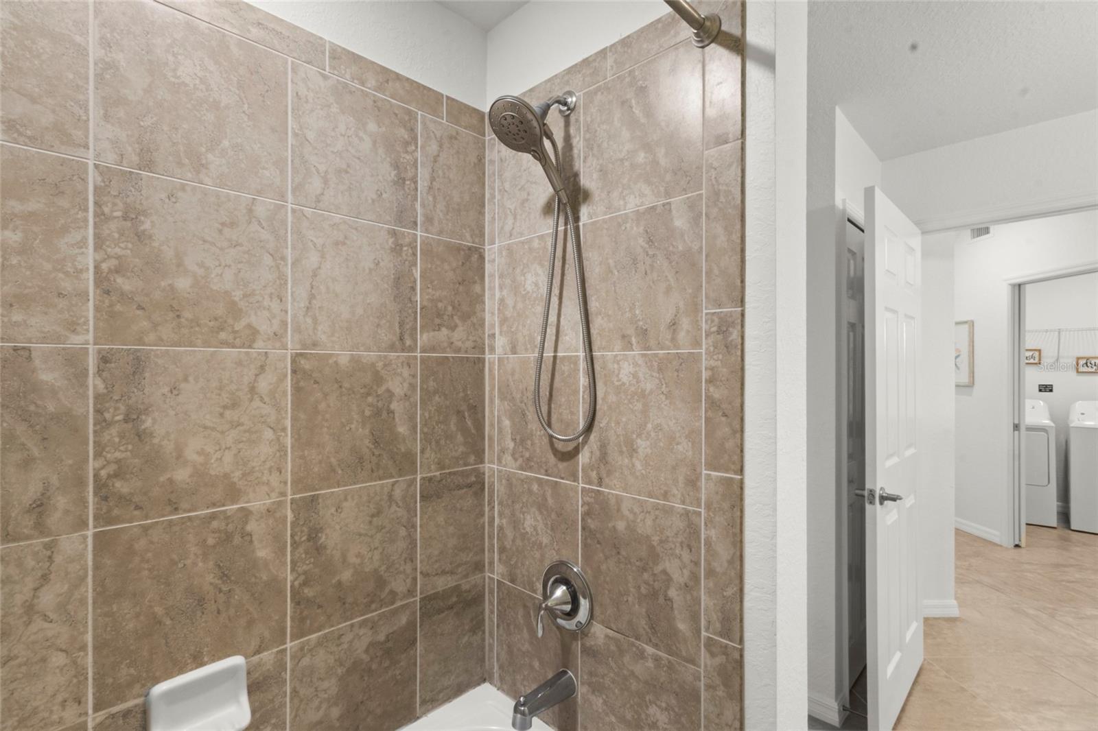 LAKEWOOD NATIONAL - Residential