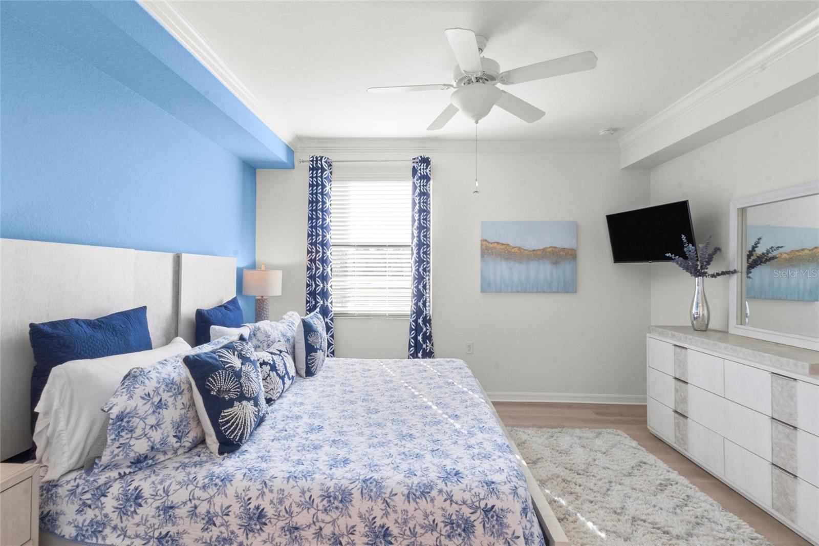 LAKEWOOD NATIONAL - Residential