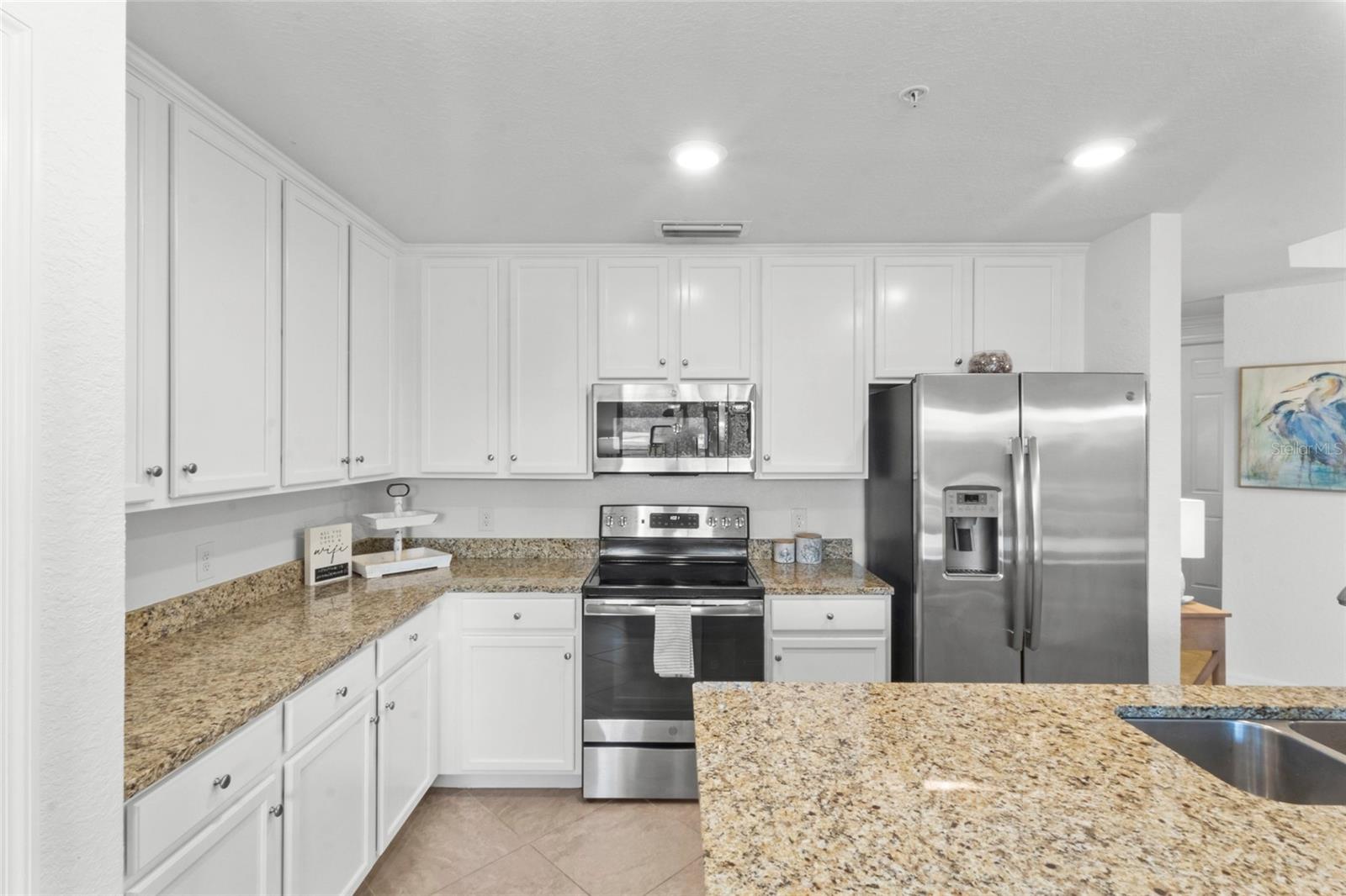 LAKEWOOD NATIONAL - Residential