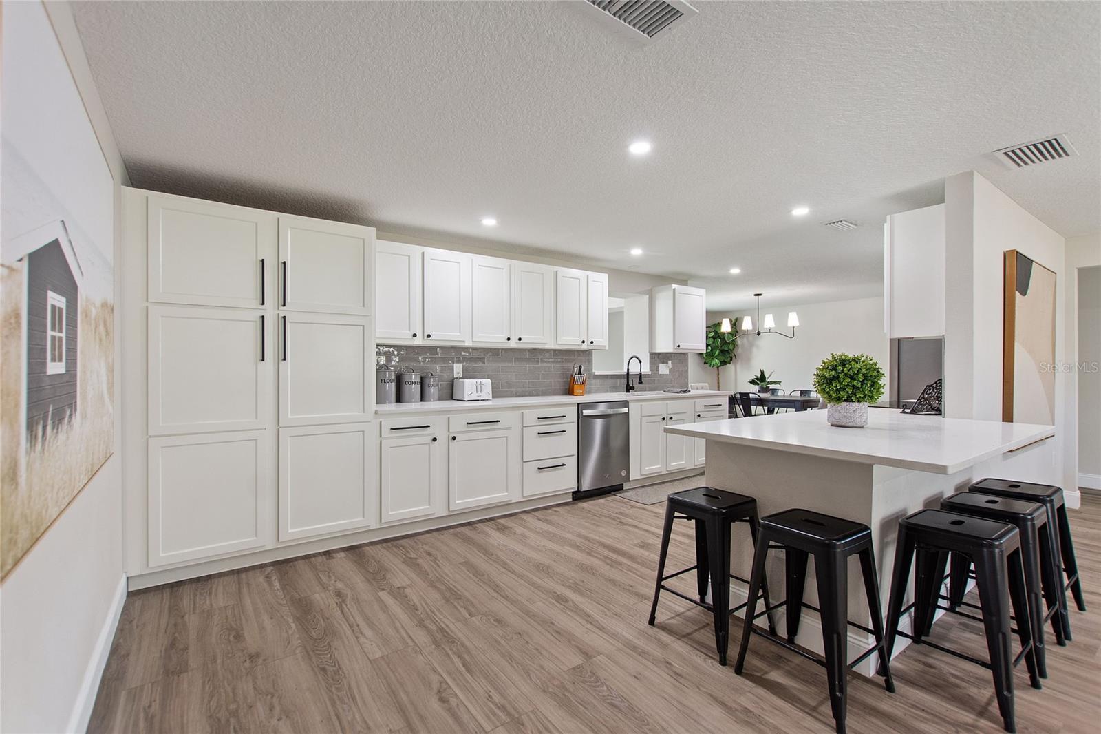 RACIMO RANCHES - Residential