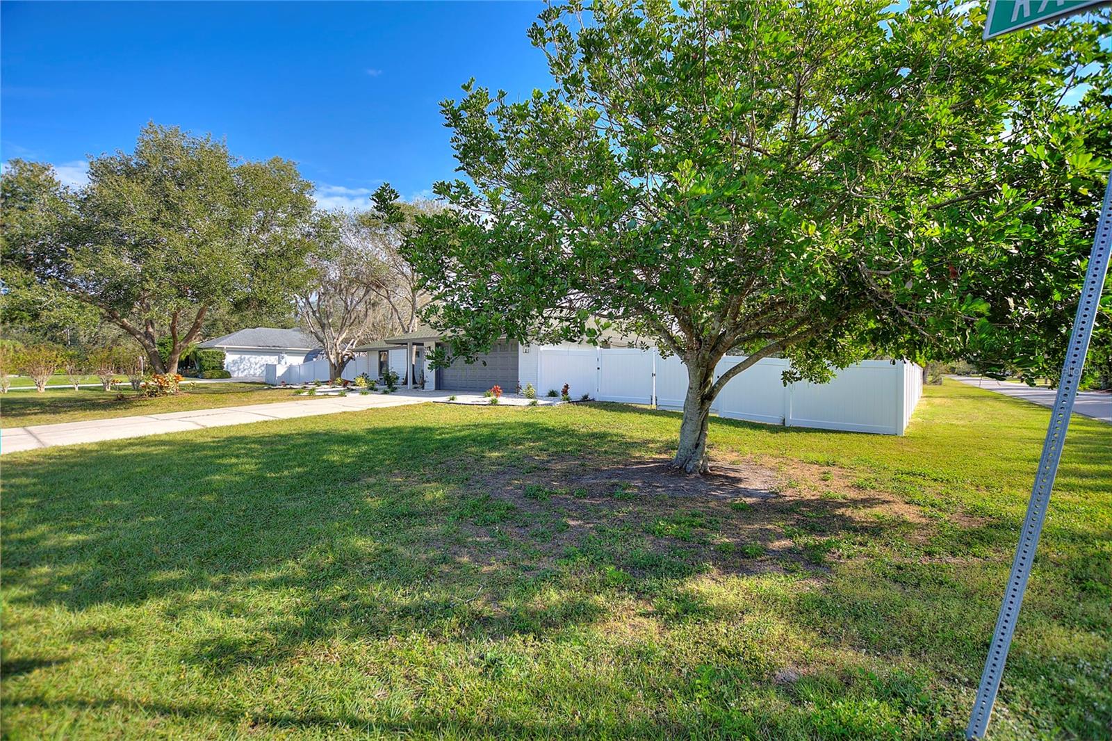 RACIMO RANCHES - Residential