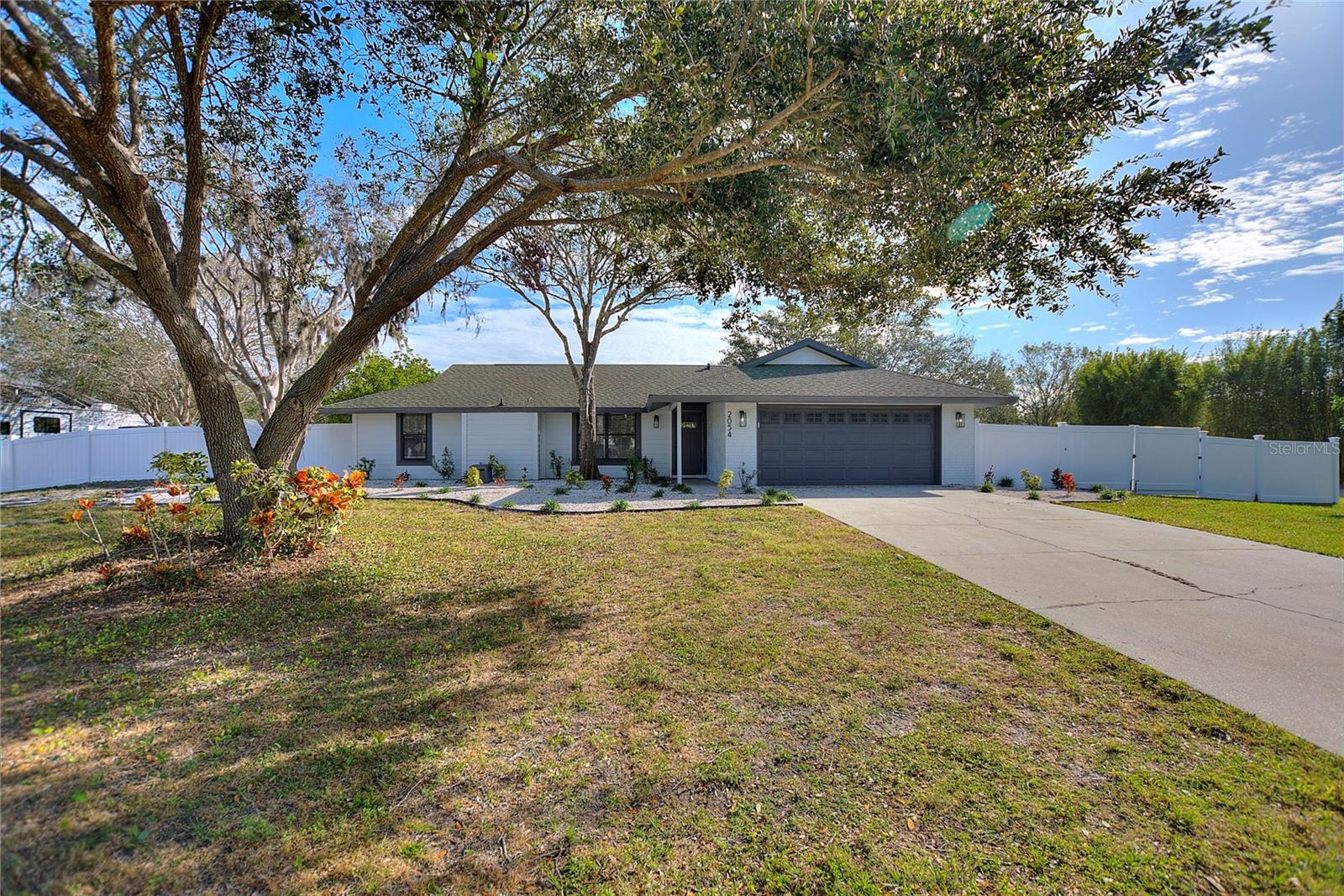 RACIMO RANCHES - Residential