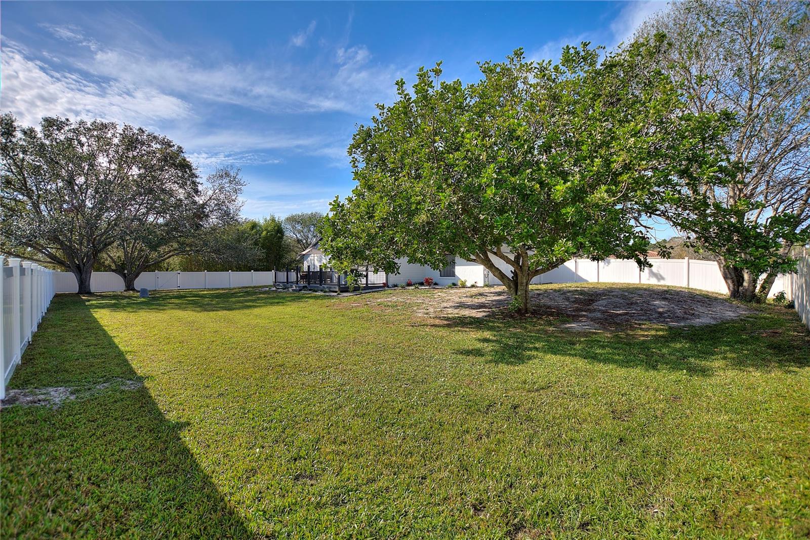 RACIMO RANCHES - Residential