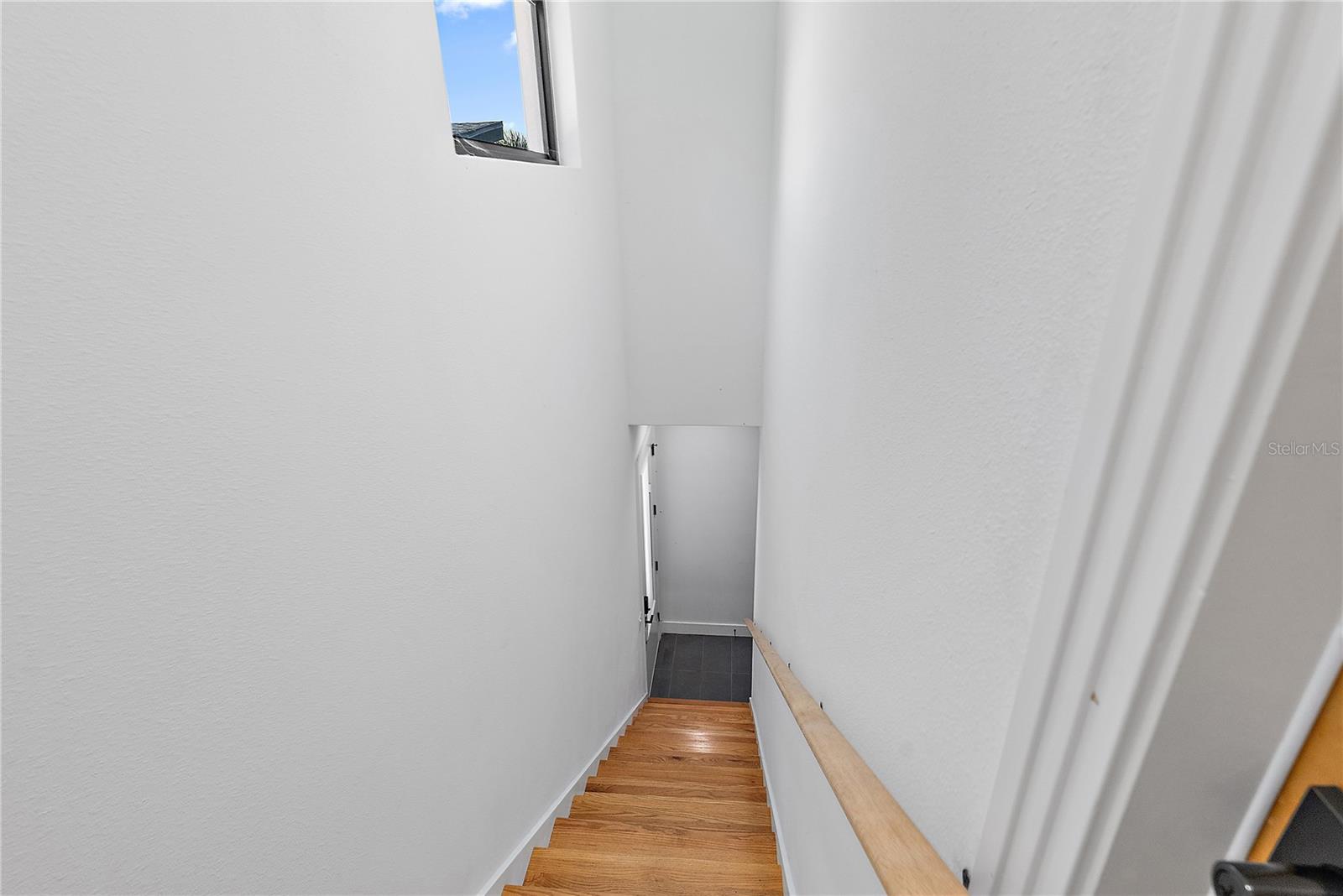 COLONIAL PLACE REV - Residential