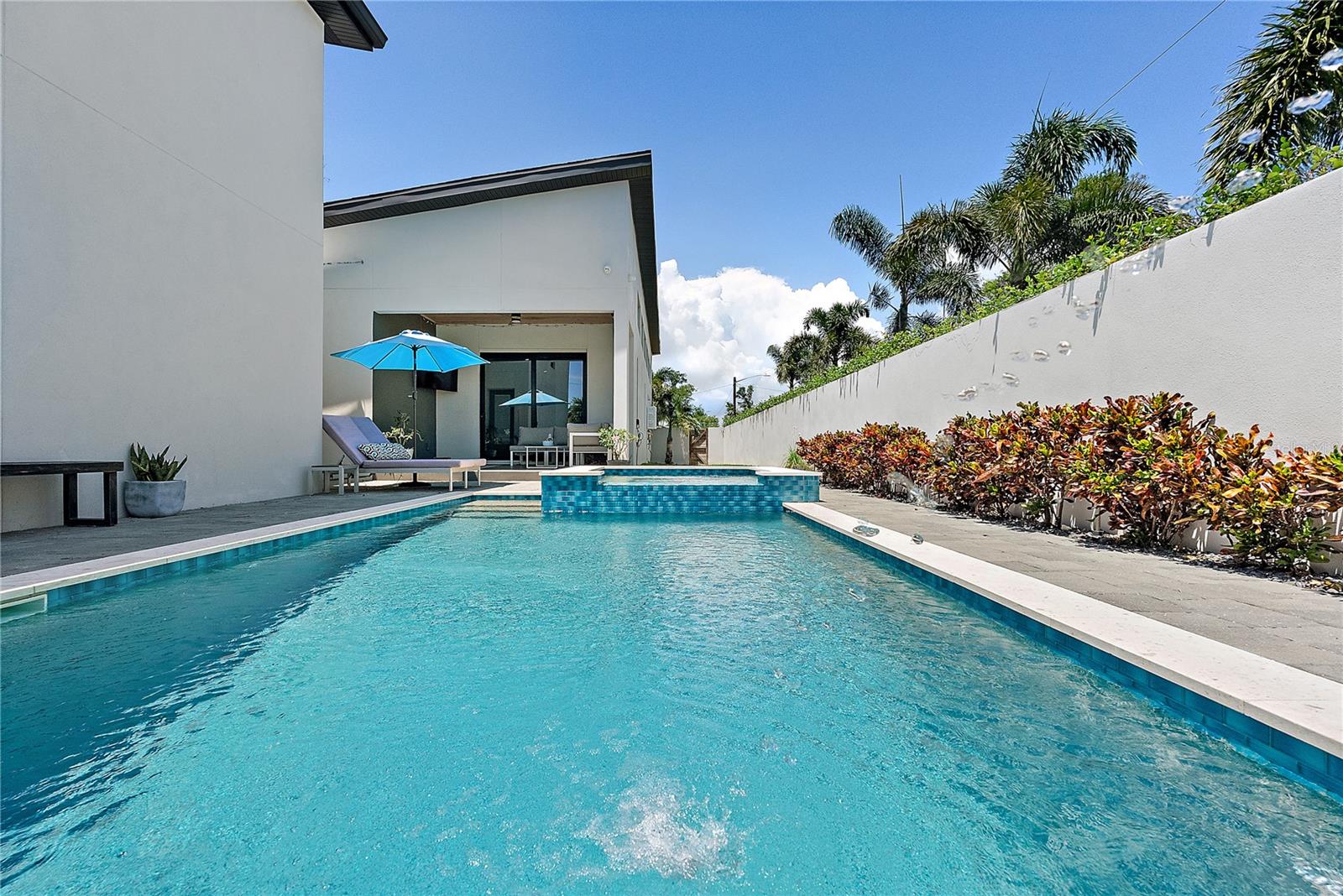 COLONIAL PLACE REV - Residential