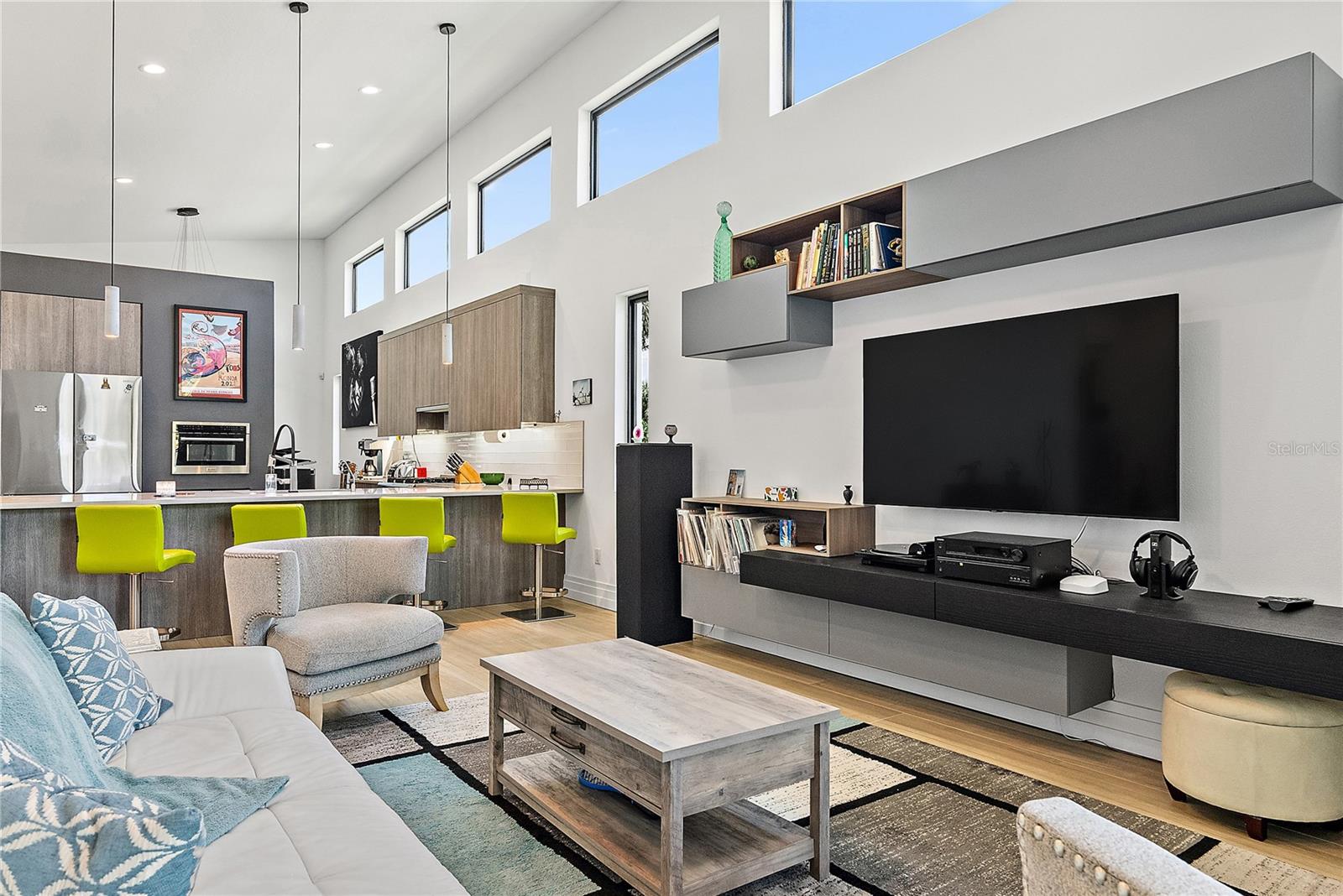 COLONIAL PLACE REV - Residential