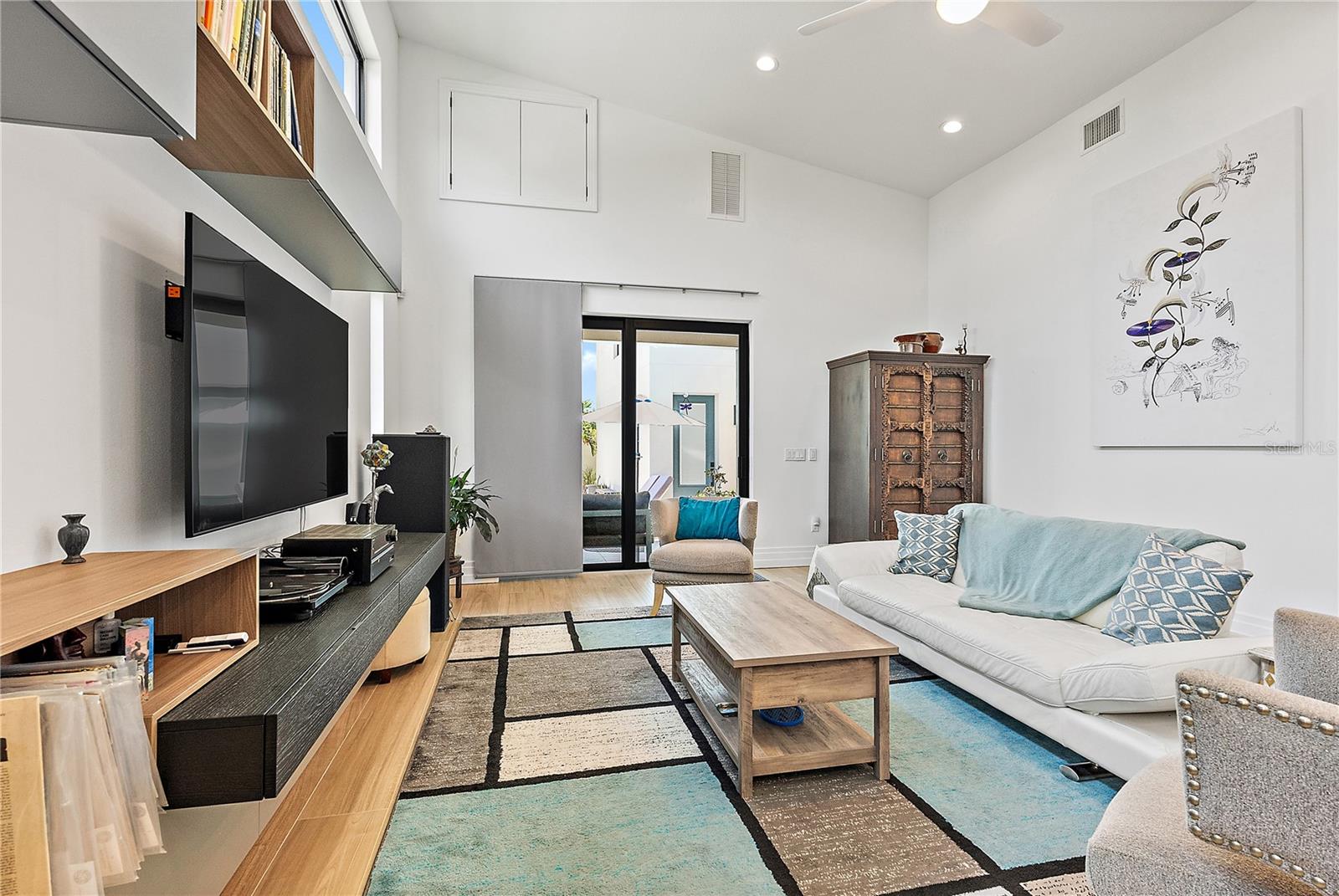 COLONIAL PLACE REV - Residential