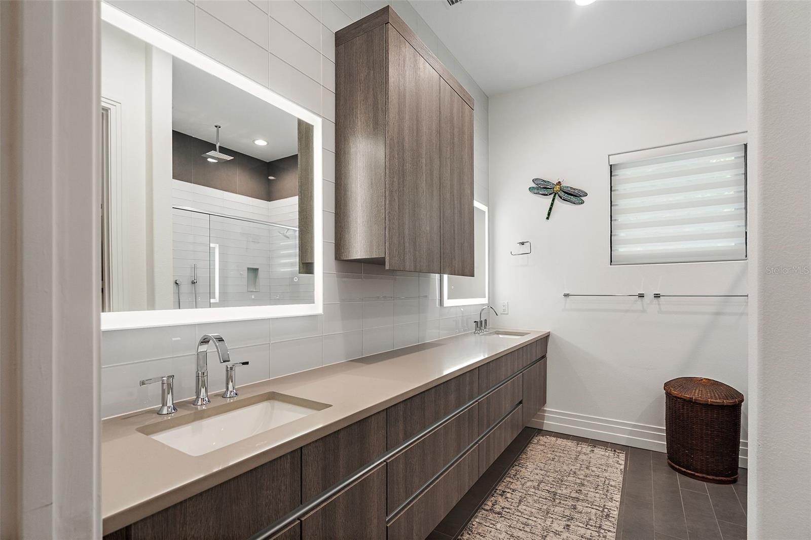 COLONIAL PLACE REV - Residential