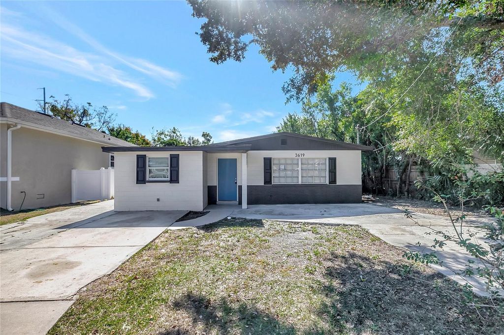 Photo of 3619 E Clifton Street, Tampa, FL 33610 (MLS # TB8444246)
