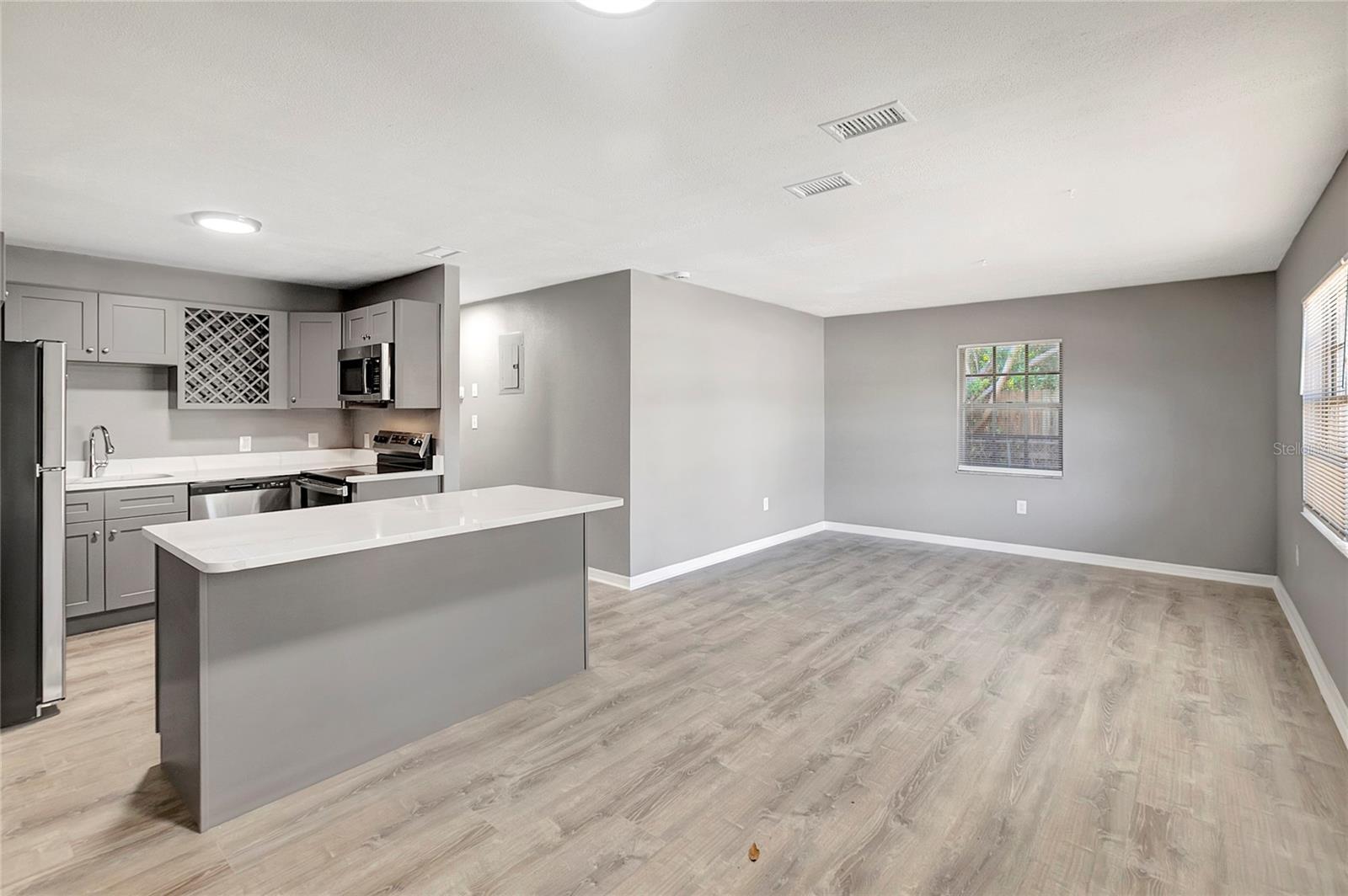 BELLMONT HEIGHTS - Residential