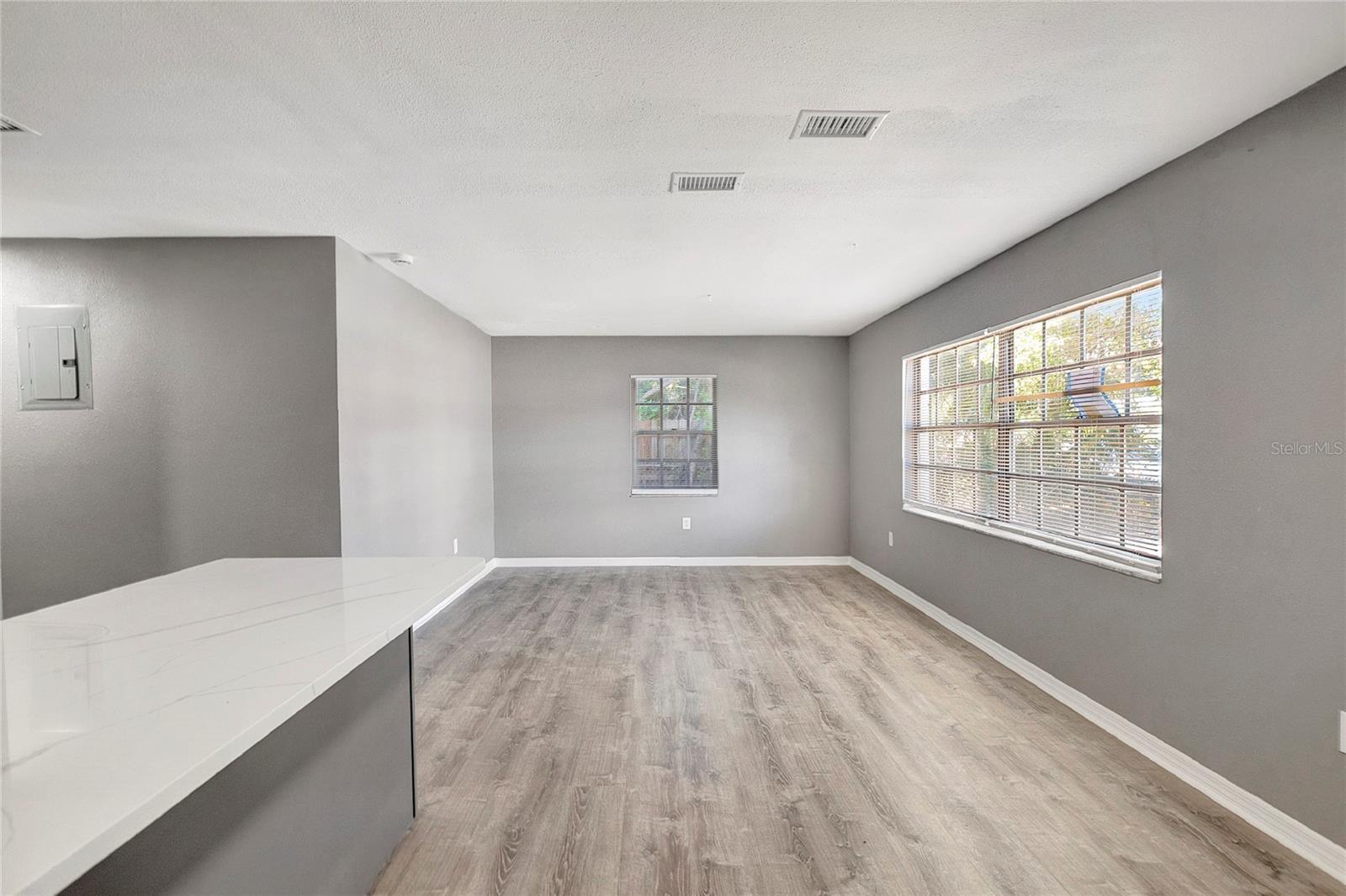 BELLMONT HEIGHTS - Residential