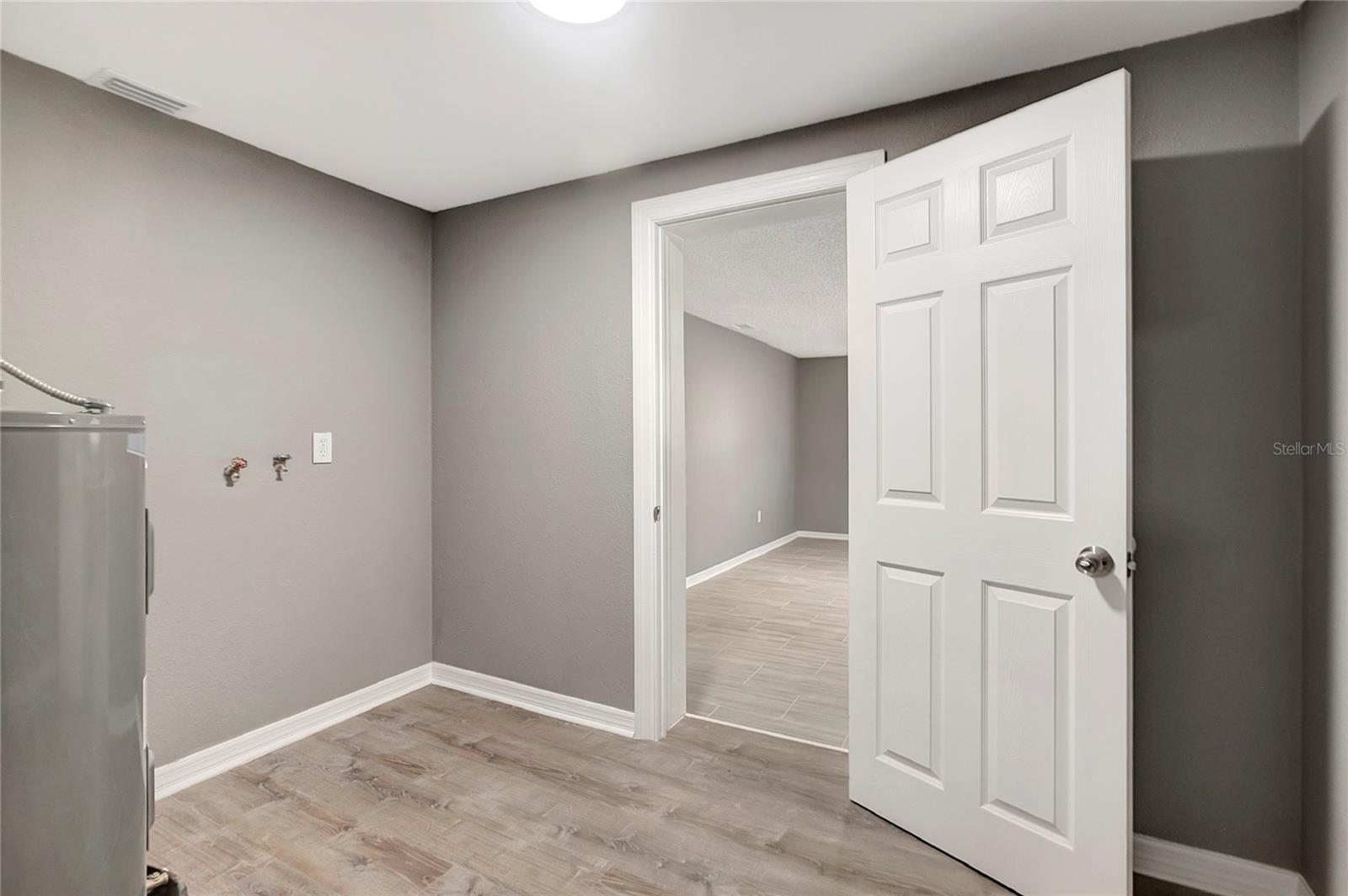 BELLMONT HEIGHTS - Residential