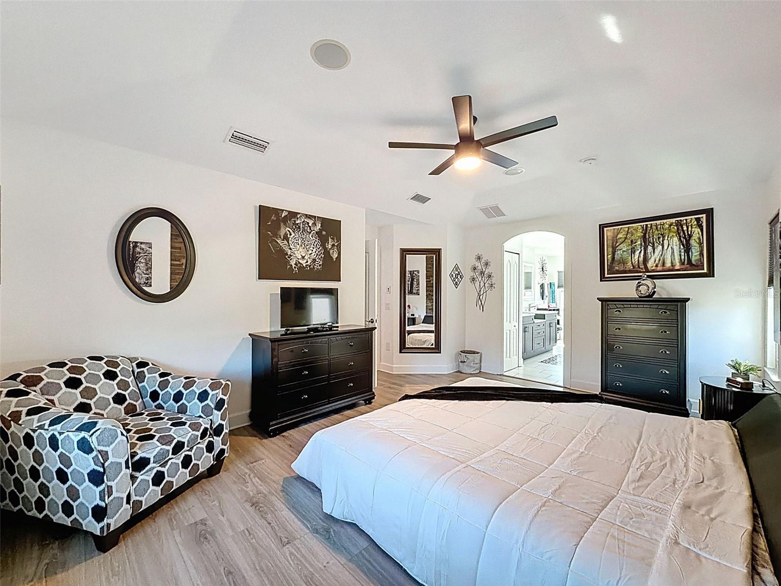 TRINITY EAST REPLAT - Residential