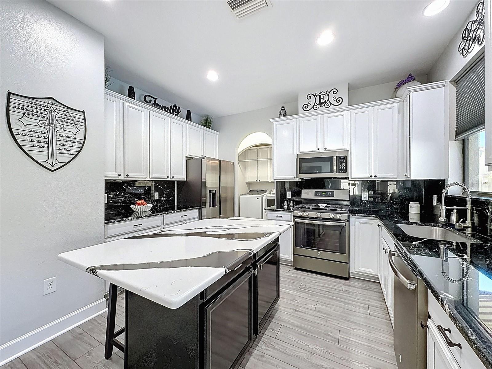 TRINITY EAST REPLAT - Residential