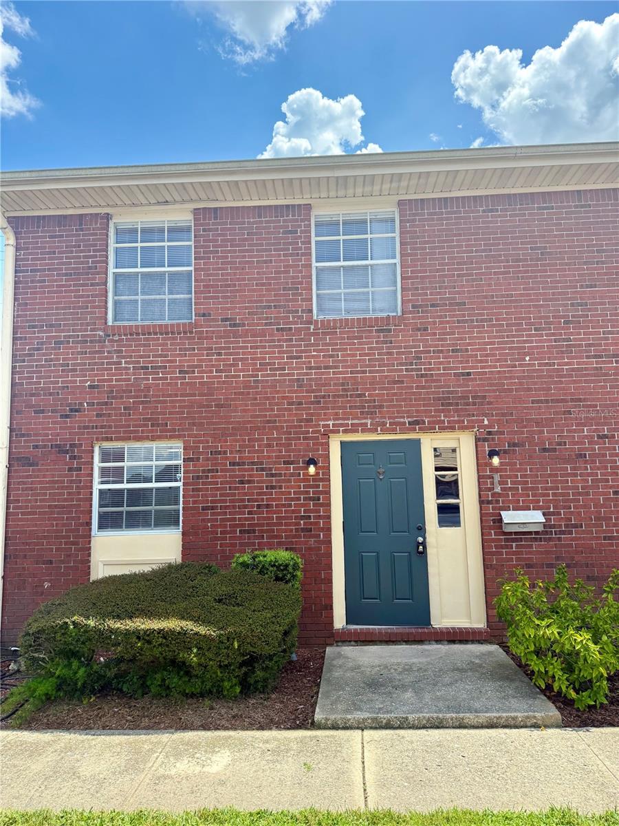 Beautiful townhome in "Lake Bentley Shores" is waiting for you. Free living in a lakefront community in the heart of Lakeland. Excellent location, close to center of town, just off of Edgewood Drive, near HWY 98, about a mile from Polk Parkway, easy access to I-4, close proximity to Lake Hollingsworth, restaurants, shopping, universities, golf courses, playgrounds and more. Great recreational facilities: community swimming pool with sun deck overlooking Lake Bentley, clubhouse, lake access, fishing pier, boat slip, tennis court, water included, has one assigned parking spot and there are plenty extra parking spaces available. No carpet! Spacious open living room/dining combo with sliding glass doors and fenced backyard. Laundry closet with washer/dryer included just off the kitchen. Fully fenced yard perfect for your family gatherings. Water bill is included in the rent price.