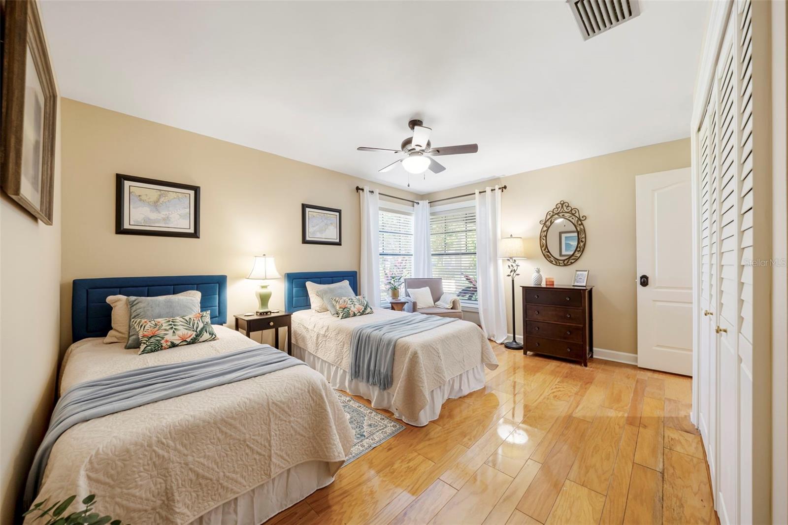 CYPRESS RUN UNIT II - Residential