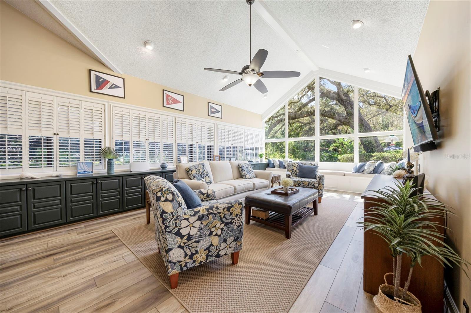 CYPRESS RUN UNIT II - Residential
