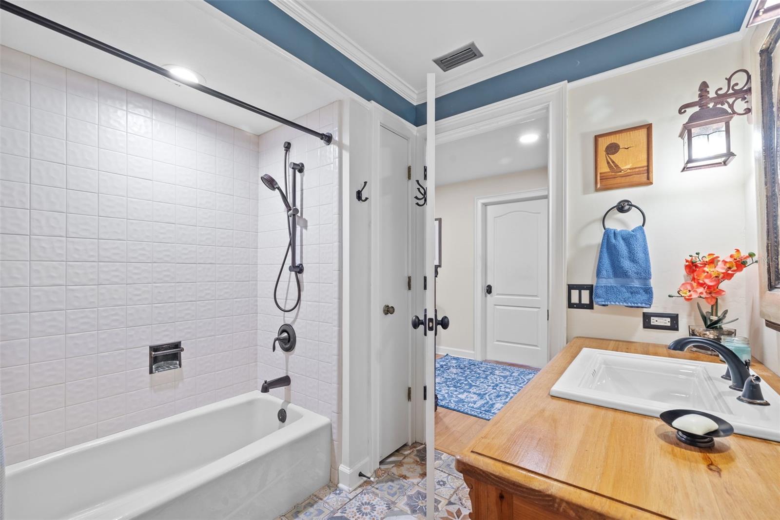 CYPRESS RUN UNIT II - Residential
