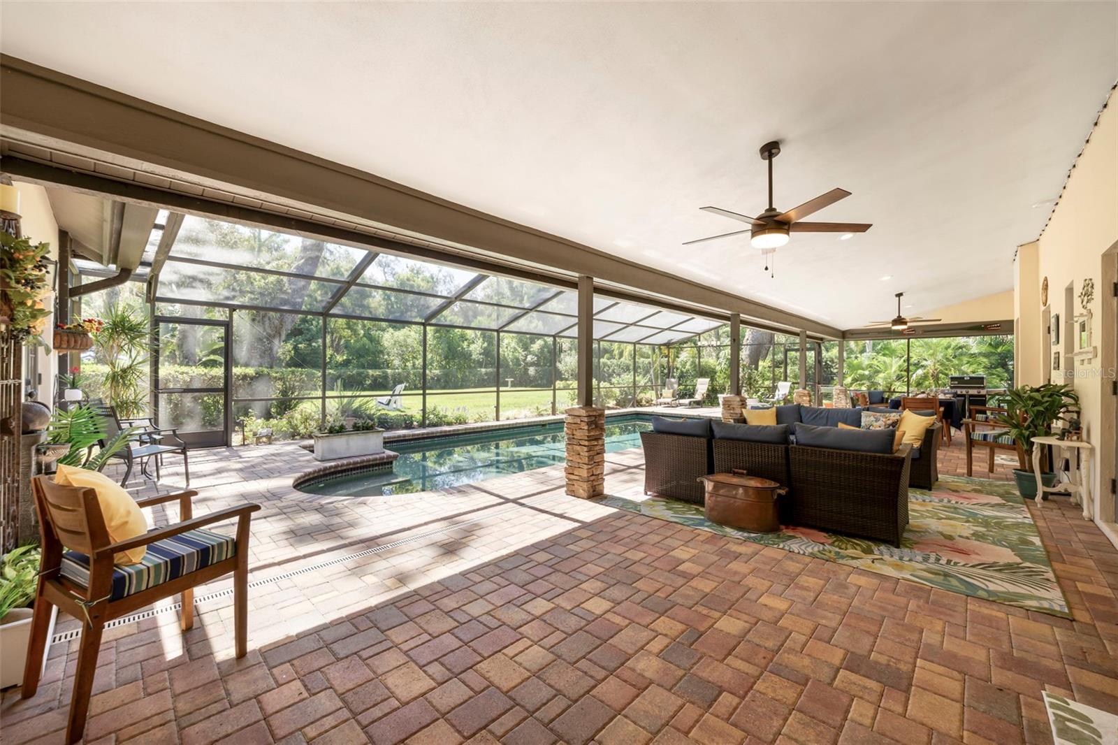 CYPRESS RUN UNIT II - Residential