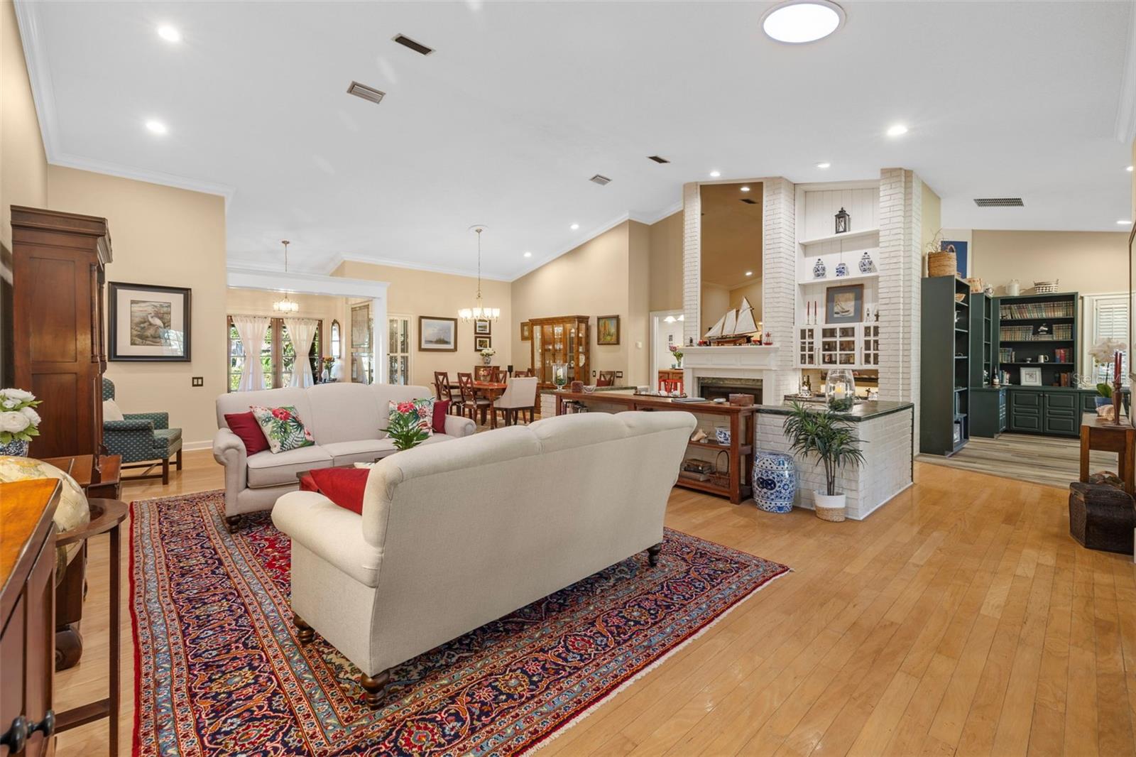 CYPRESS RUN UNIT II - Residential