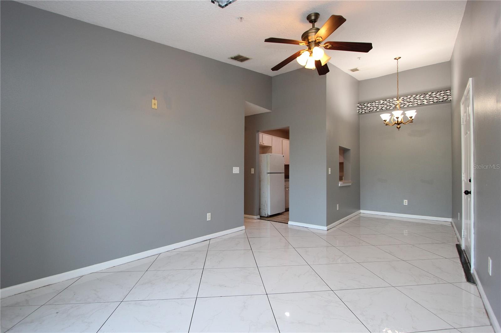 PINE RIDGE CLUB II - Residential