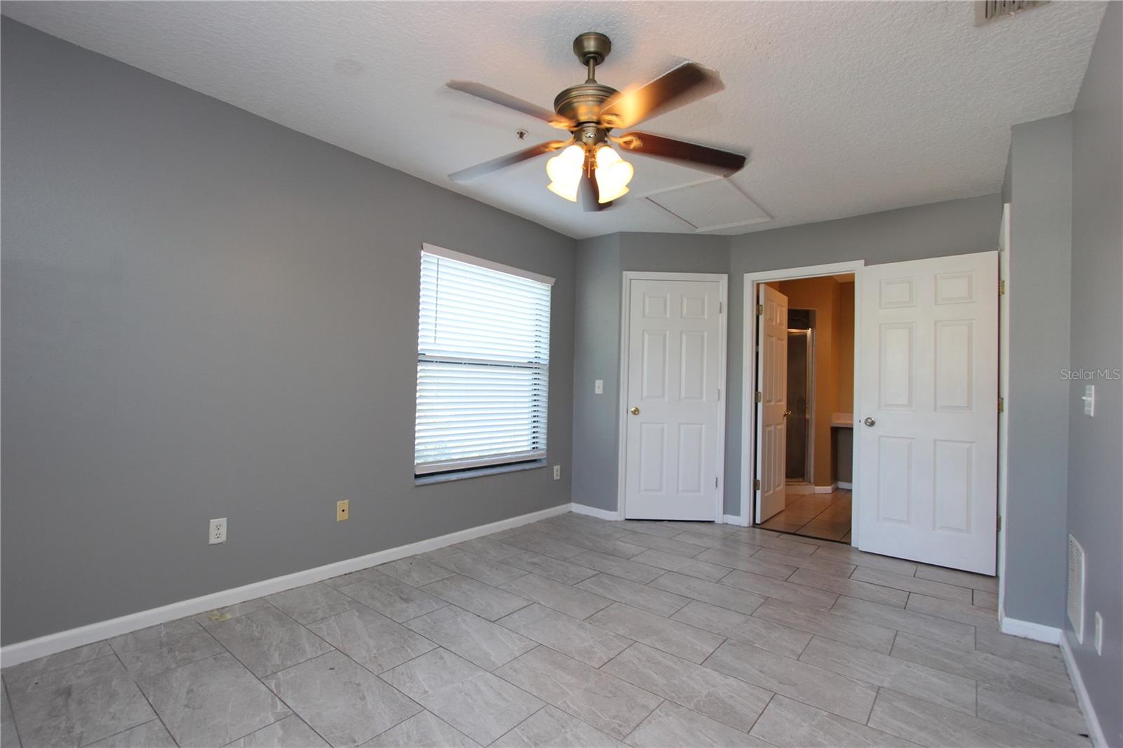 PINE RIDGE CLUB II - Residential