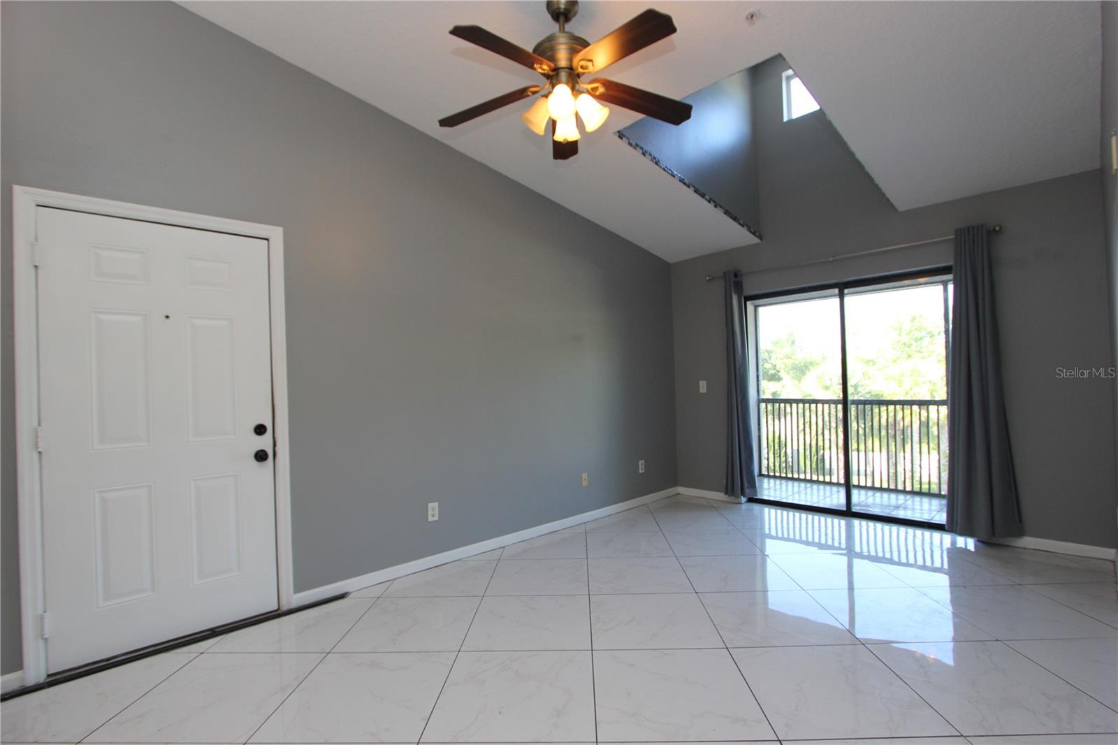 PINE RIDGE CLUB II - Residential