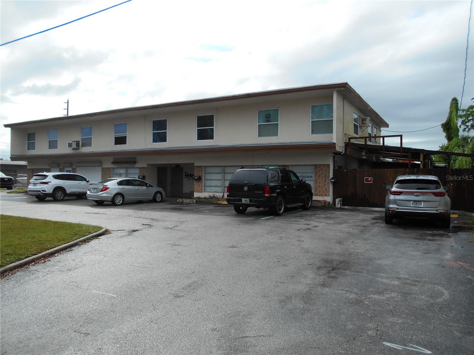Landlord offering one month free rent! Centrally located St. Petersburg office or retail with adjacent workroom/warehouse and storage yard as an option add on. You can rent the office/retail only or one or the other ($1200/month for each unit. $2300/month for both). Office/Retail is 700 SF (mol) with ample parking, good visibility. The work room/warehouse/storage yard can be used many ways. The work room/warehouse is 15’ X 50’. There are large outside storage areas surrounding the work room/warehouse. 8’ overhead door to the work room/warehouse with AC units and private rest room. Prime St. Petersburg location, Directly across the street from Lowes and close to Home Depot. Private restroom. Easy access to downtown St. Petersburg, St. Pete beaches, Tampa and Clearwater area. Close to US Hwy 19 and I-275.