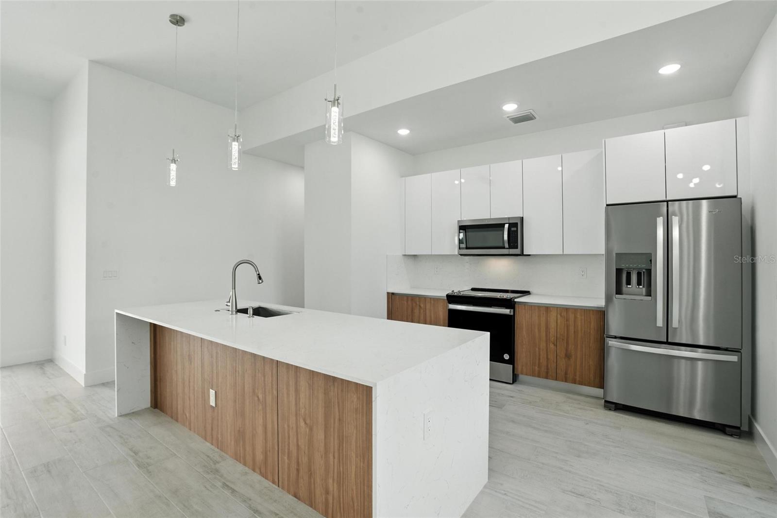 PORT CHARLOTTE SUB SEC 81 - Residential Lease